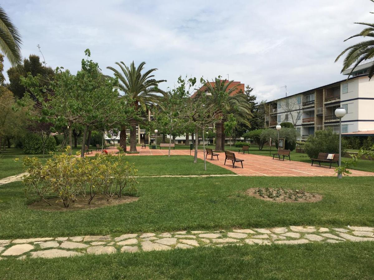 Apartament Book Ibiza Salou Zewnętrze zdjęcie